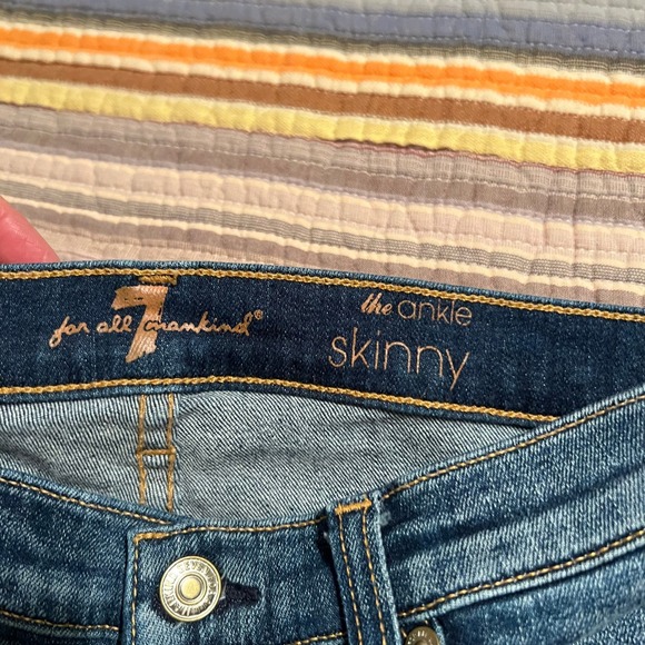 7 For All Mankind Ankle Skinny Jeans Women's Size 27 Distressed Denim - Picture 4 of 6